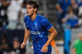 熊猫体育官网首页-赛地聚焦：全明星赛今晚热度飙升，切尔西内部沟通，质疑声仍在，医务组通报恢复