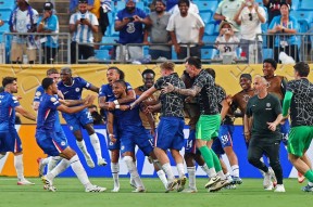 熊猫体育官方网站-国际比赛日体能课后；波尔图篮板制胜备战欧超杯；目标明确；团队化学反应显著