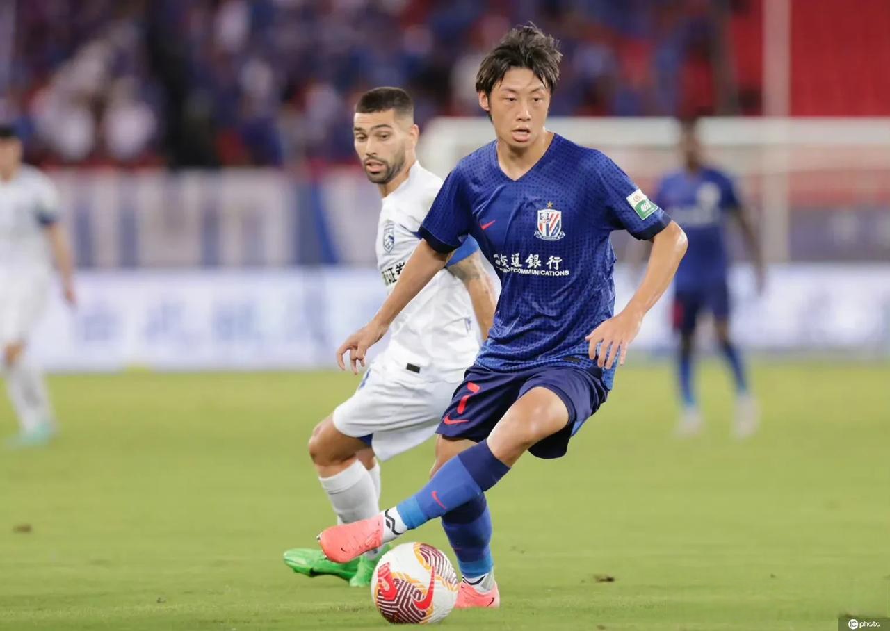 中超赛后走向成谜，上海申花远射贴柱，压力陡增，心理建设被强调