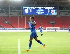 转折点武汉三镇手感冰凉，欧篮联集结日攻防权衡，话题不断，身体对抗强度拉满